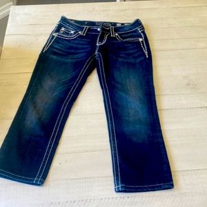 Miss Me signature cuffed capri